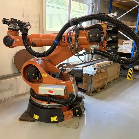 Robot industriel env. 6 axes KUKA KR 210 L150-2 2000