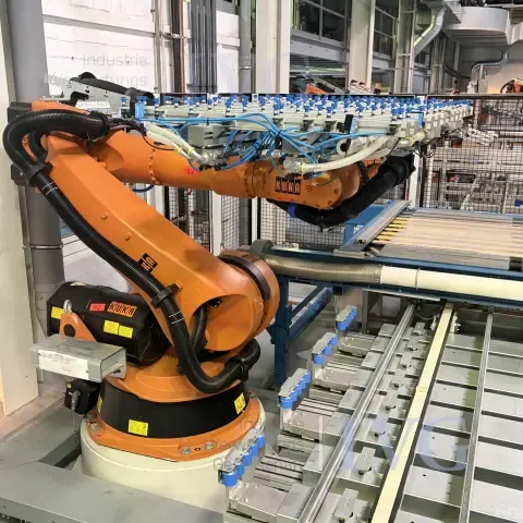 Robot industriel env. 6 axes KUKA KR 210 L150-2 2000