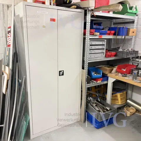 Shelving unit and cabinet