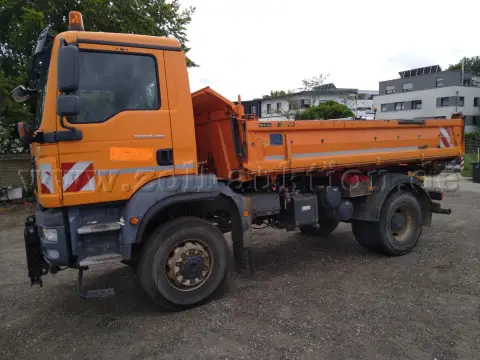 1 MAN 4x4 benne