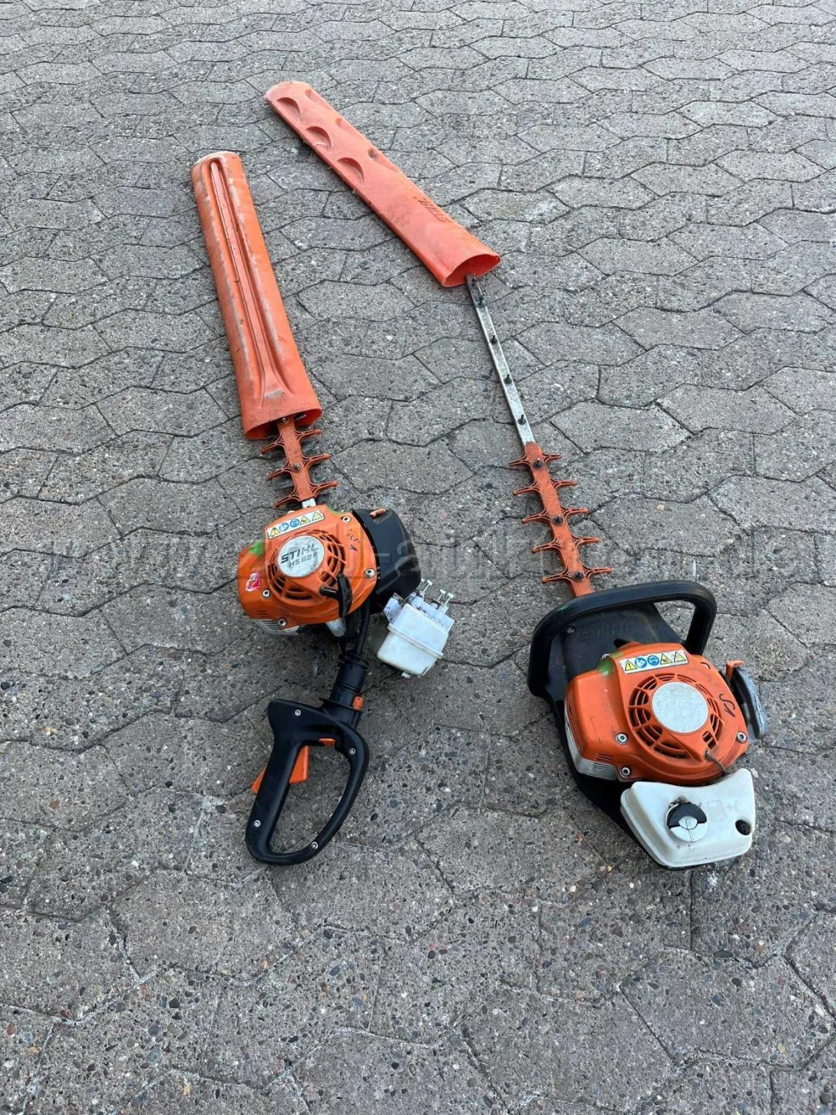 2 Ersatzteilspender Motorheckenscheren Stihl HS 82 R