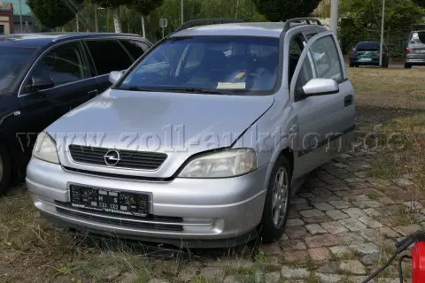 1 Opel Astra - G 1.6 Caravan, essence, 74 kW/101 ch