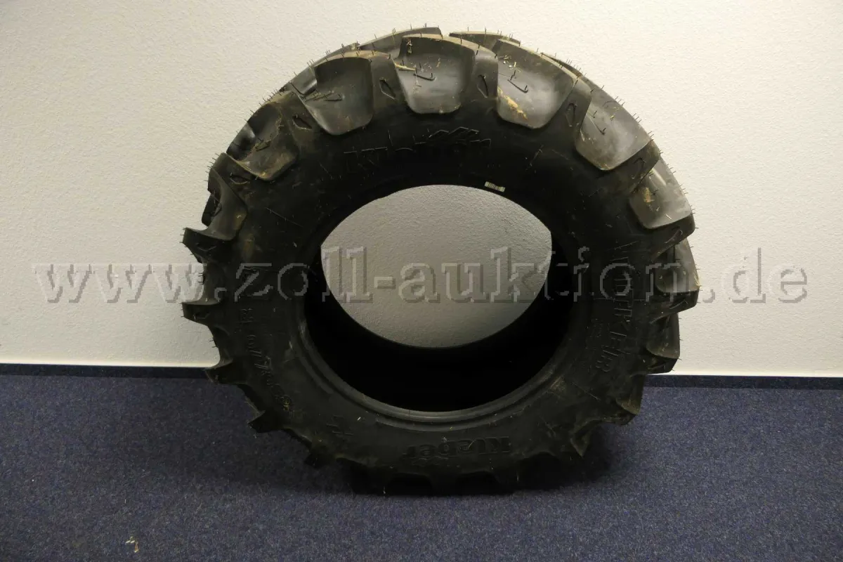 1 tractorband Kleber Fitker 360/70 R 24