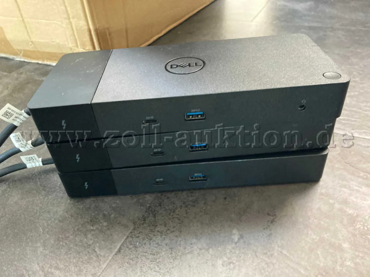 14 dokovacích stanic Dell WD 19TB/ WD 22TB4 vč. 10x napájecí zdroj 180W