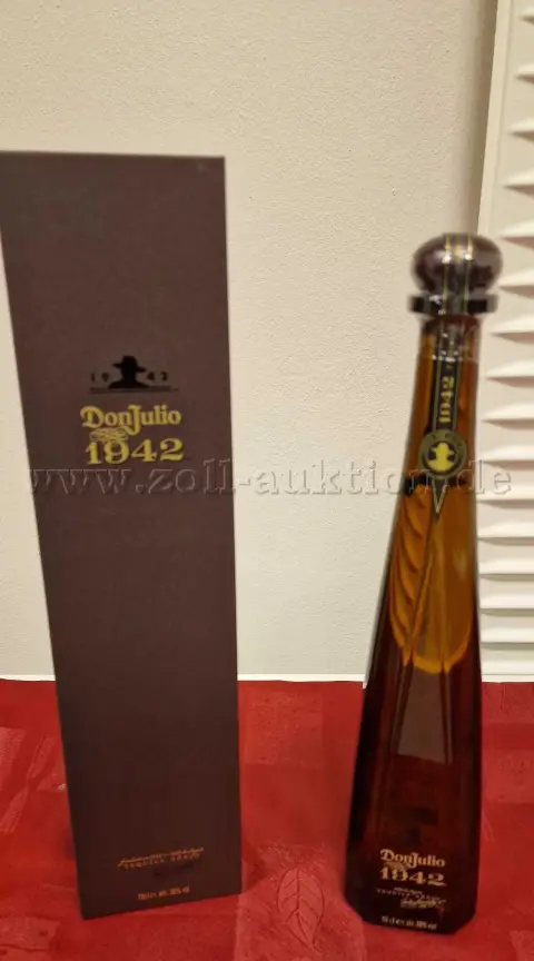 1 láhev tequily DonJulio 1942, 700 ml, 38 % obj. alk.