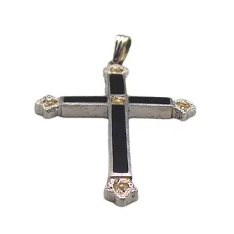 Croix en argent sterling