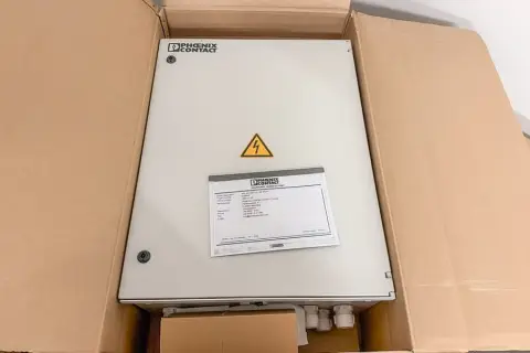Coffret de raccordement pour générateur PHOENIX PV224S0F3CXXVV0O0TXPX15PWW
