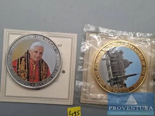 Médailles Trésors du Vatican 2x Benoît XVI