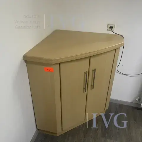 Armoire d'angle