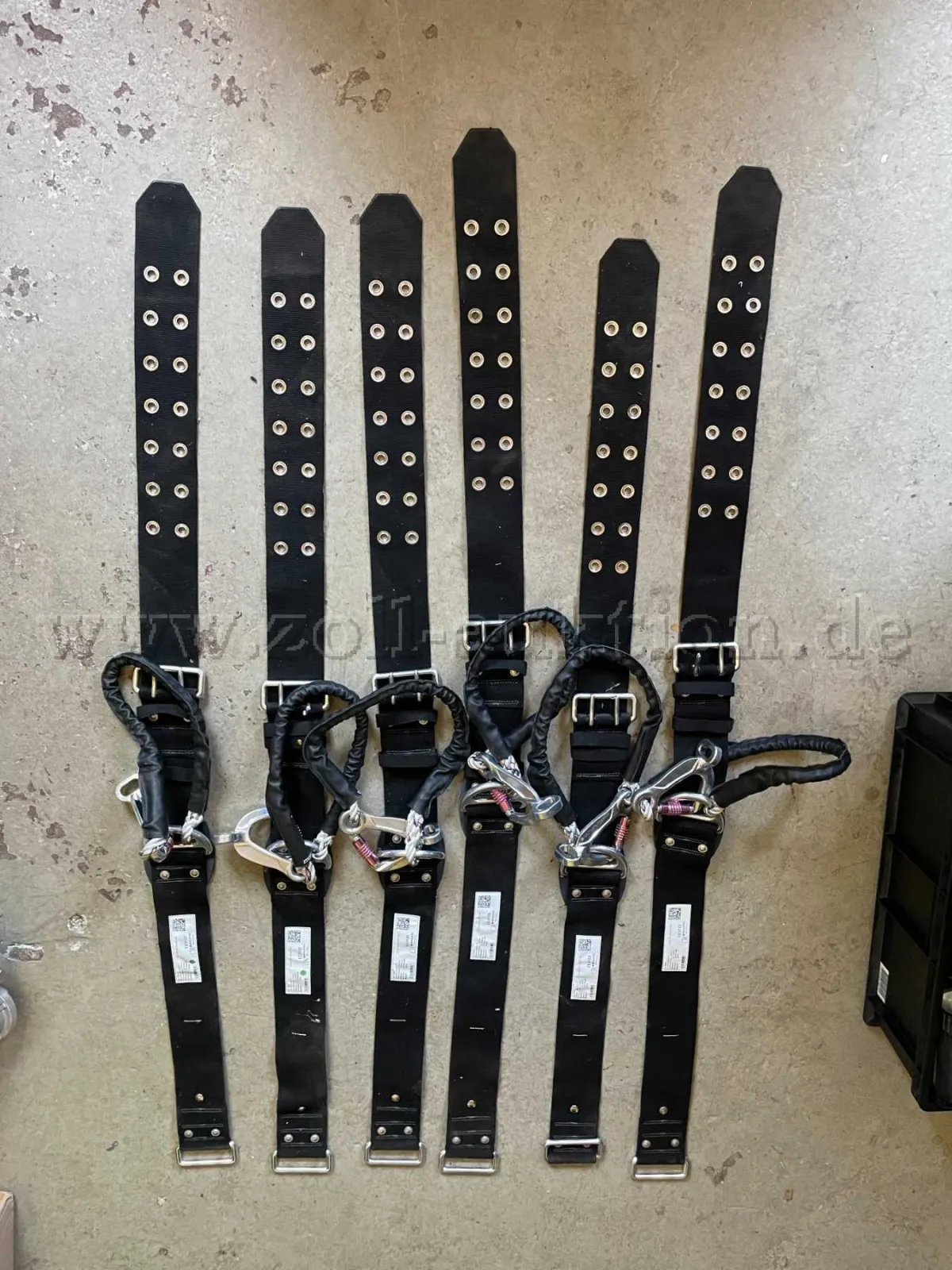 6 Feuerwehrhaltegurte FHA Twist