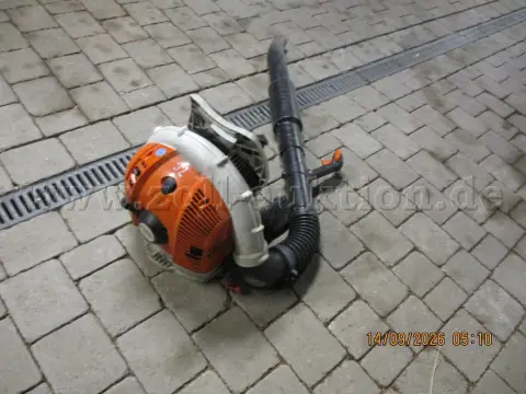 1 leaf blower Stihl BR 500, petrol leaf blower