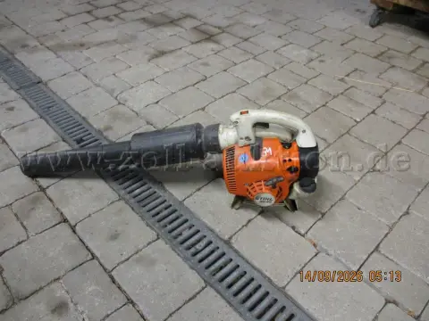 1 leaf blower Stihl BG 66 D, petrol leaf blower