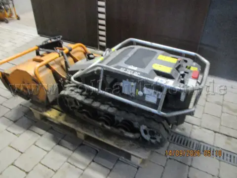 1 Schlegelmäher mit Fernbedienung AS 751 RC, Motorschaden