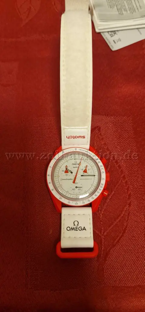 1 Náramkové hodinky Swatch Omega "Mission to Mars"
