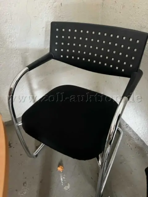 1 chaise visiteur / cantilever