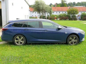 Car Opel Insignia B Sports Tourer 2.0 CDTI 4x4
