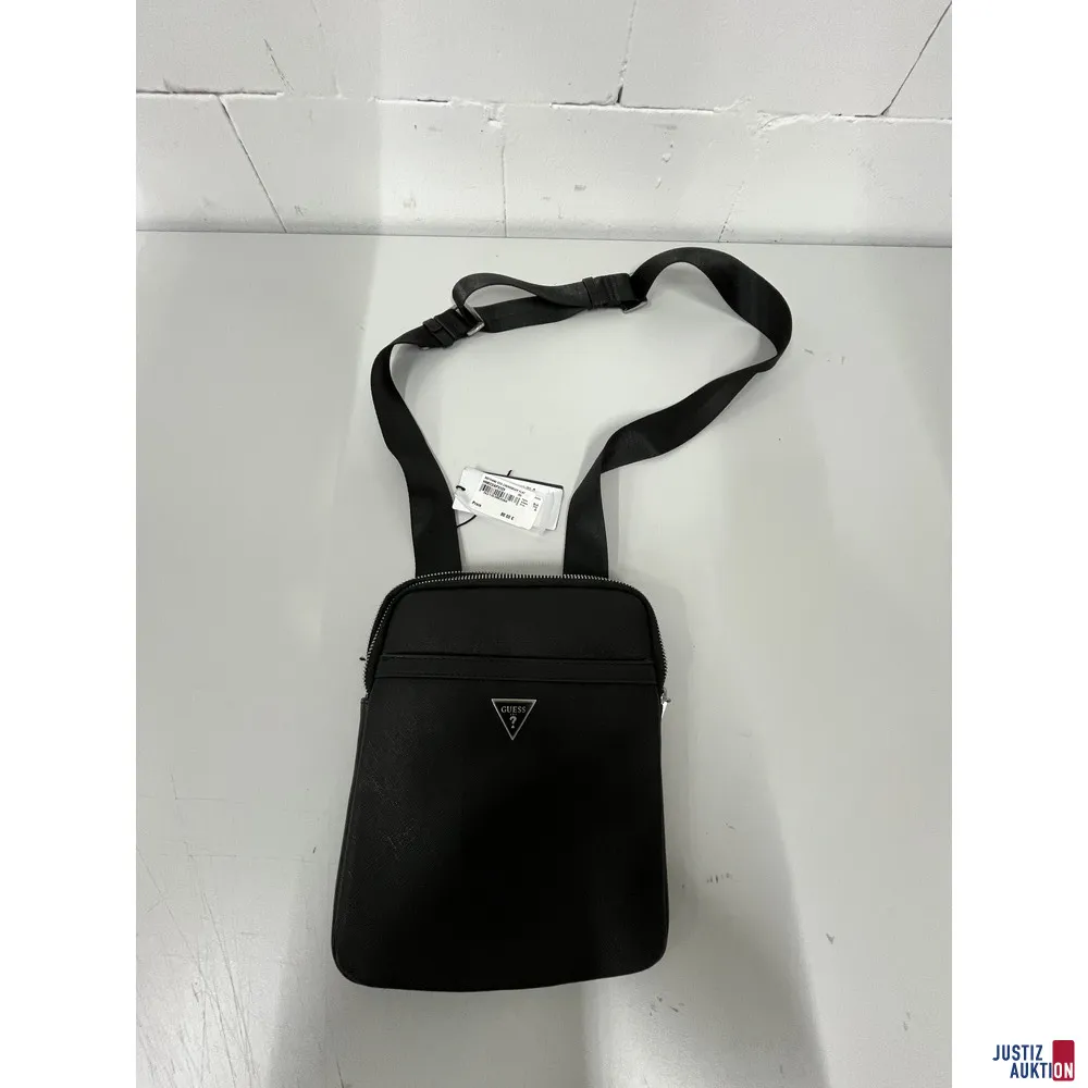 Guess Umhängetasche schwarz