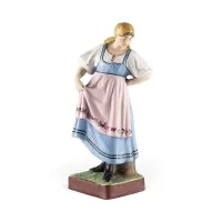 Figurine 'Jeune femme dansante'