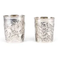 DEUX GOBELETS BAROQUES À DÉCOR D'AIGLE