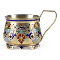 Jemný držák na čajovou sklenici ze smaltu champlevé