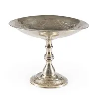 Kopje met gegraveerd decor