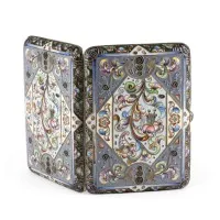 SEHR FEINES CLOISONNÉ-EMAIL-ZIGARETTENETUI MIT TRÄNENDEM HERZ