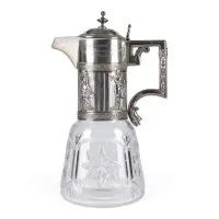 KARAFFE MIT ANTIKISIERENDEM DEKOR: 1. PREIS CHAMPIONSHIP OF RUSSIA 1911