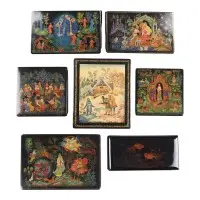 Collectie van zeven lakdozen