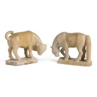 Pár zvířecích figurek