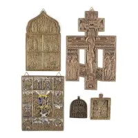 Collection de cinq icônes en bronze : crucifix et fêtes
