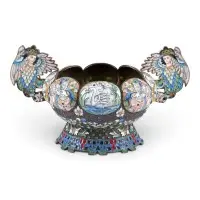 Grande coupe à deux anses en émaux cloisonnés avec Alkonost