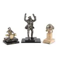 Trois sculptures : 'Trophée de Jérusalem', 'Batteur' et homme dansant