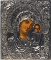 Icône de la Mère de Dieu de Kazan (Kazanskaïa) avec oklad en vermeil