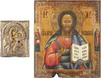 ZWEI IKONEN: GROSSFORMATIGE IKONE MIT CHRISTUS PANTOKRATOR UND GOTTESMUTTER VON TICHWIN MIT OKLAD IM KIOT