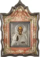 Icoon met Sint-Sergius van Radonezj, met zilveren oklad in een kiot