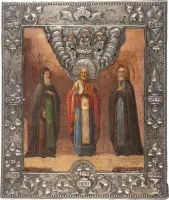 Patronaaticoon met de heiligen Makarius van Unzha, Nicolaas van Myra en Sergius van Radonezj, met zilveren riza