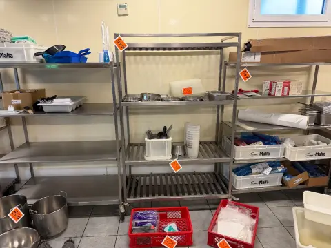 Přepravní vozík z nerezové oceli (bez obsahu)
