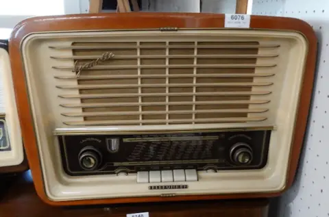1 stare radio lampowe