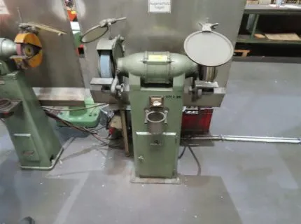 1 double bench grinder, make: Solid, type: DS III, serial no. 144342