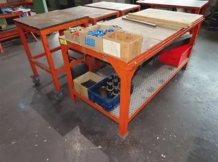1 metal workbench, approx. 170 x 80 cm