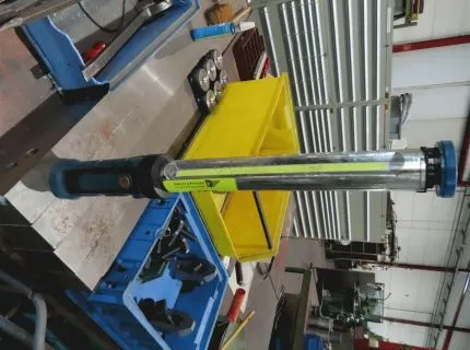 1 cordless work light, make: Workzone