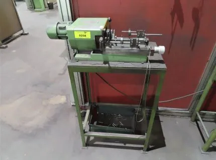 1 tool grinding machine, make: Duoschliff, type: 2000, year: 1982