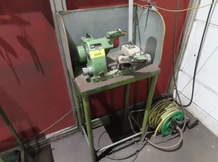 1 tool grinding machine, make: Deckel, type: SO, serial no. 83-21712