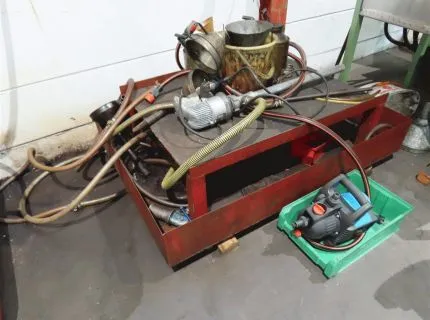 2 Ölauffangwannen, verschiedene Größen, Eigenbau