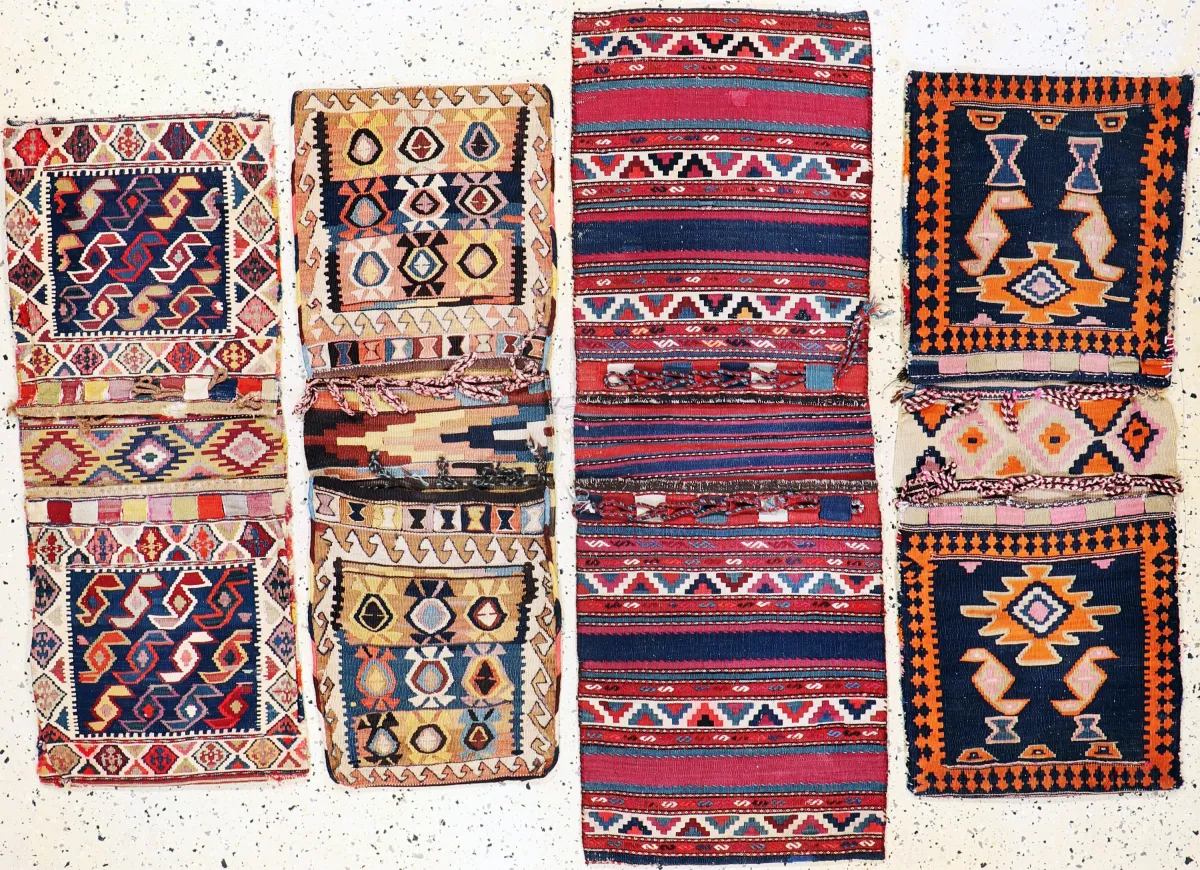 4 Kelim dubbele tassen, Perzië, begin 20e eeuw, wol op wol, ca. 150 x 55 cm, EHZ:3