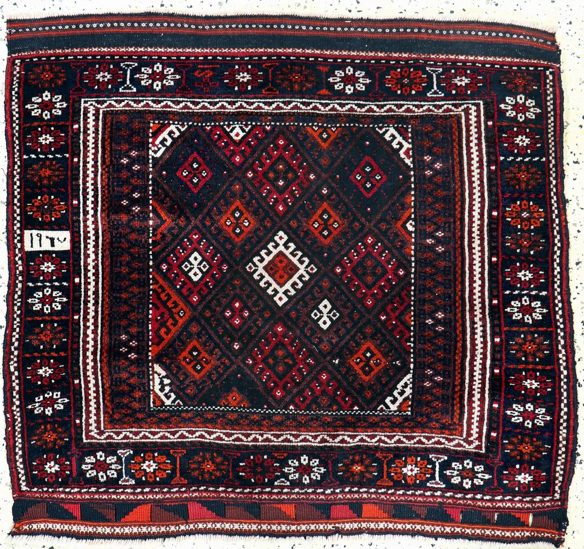 Jaf bag face, Persia, dated 1927, wool on wool, approx. 95 x 102 cm, EHZ: 2