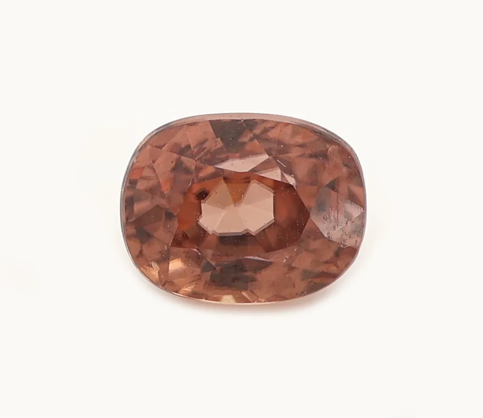 Zircon lâche, env. 1,74 ct, taille ovale, brun, prix estimé : 120 EUR
