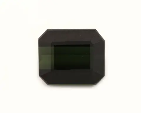 Tourmaline libre, env. 2,55 ct, taille escalier octogonale, couleur verte intense