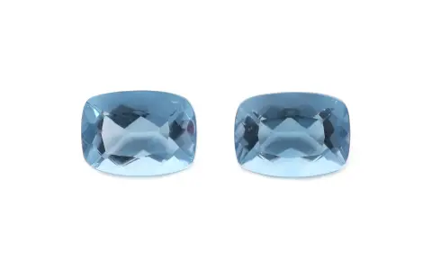 Lot de 2 fluorites lâches, total env. 2,29 ct, taille coussin. Prix estimé : 150, - EUR