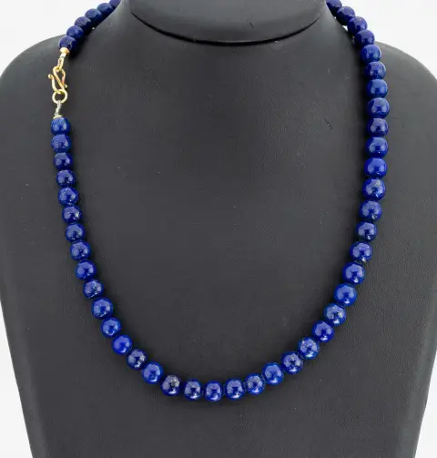 Collier en lapis-lazuli, perles de lapis-lazuli dégradées, diamètre env. 7,3-8,4 mm, fermoir en S
